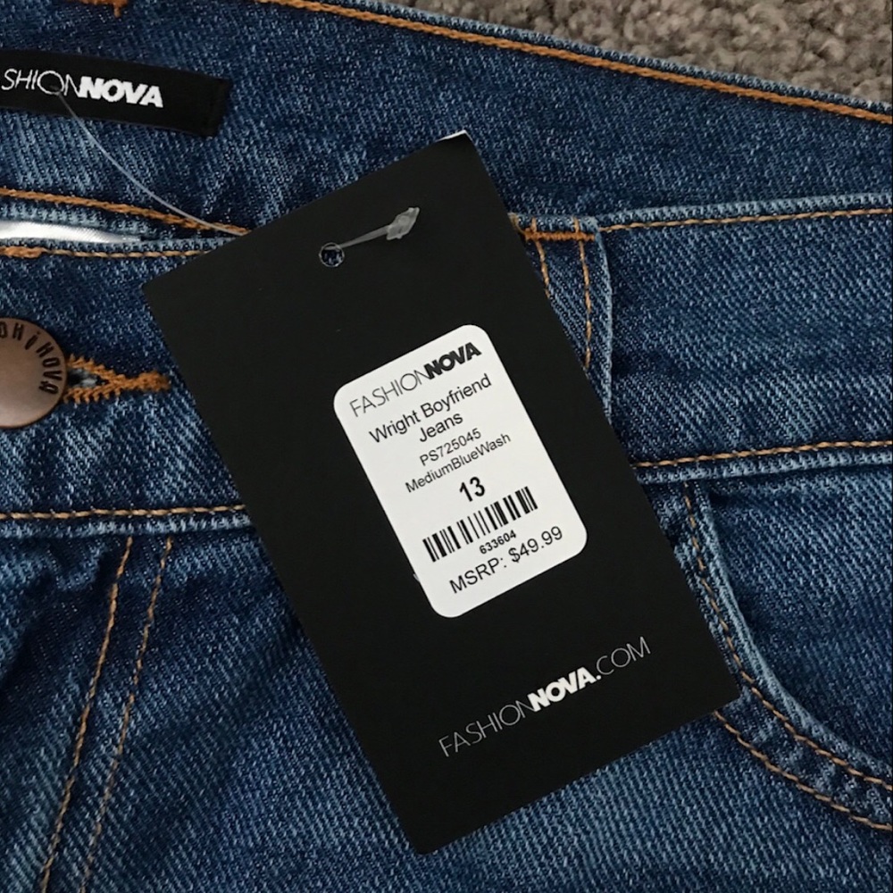 Fashion nova ripped jeans - Picture 5 of 5